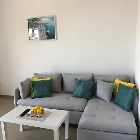 Mir Apartment Makarska