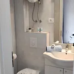 Mir شقة ماكارسكا